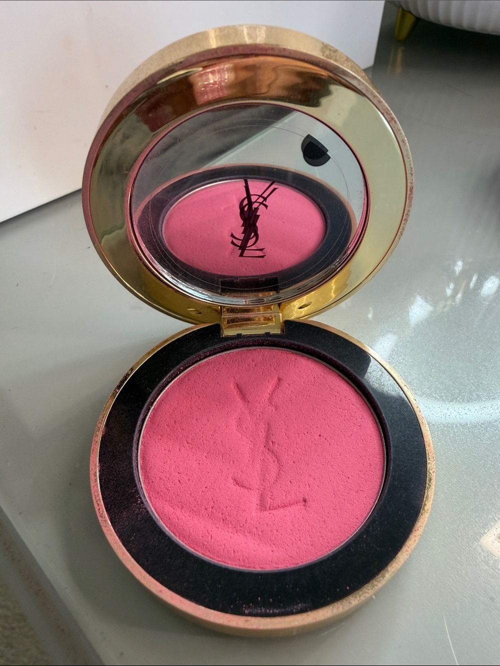 Yves Saint Laurent 87 Vibrant Pink Pressed Blush